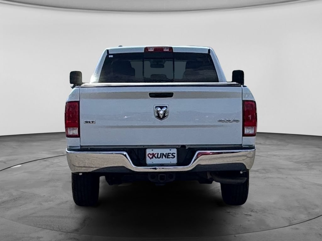 Used 2019 RAM 1500 Classic SLT AWD/4WD image 9