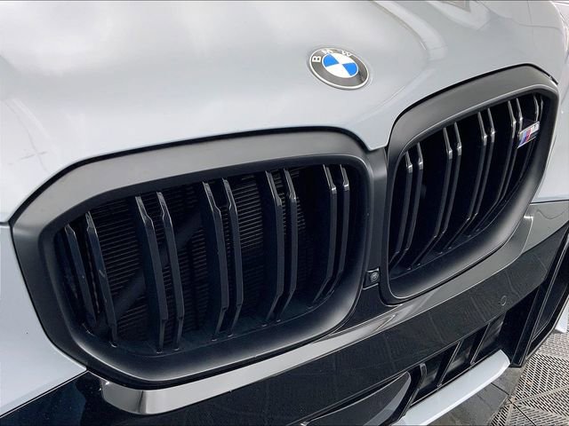Used 2025 BMW X5 M60i image 30