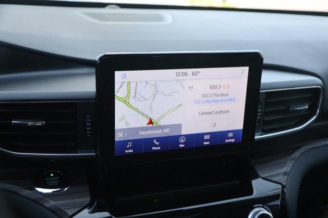 Used 2021 Ford Explorer Limited w/ Hybrid Equipment Group 310A AWD/4WD image 18