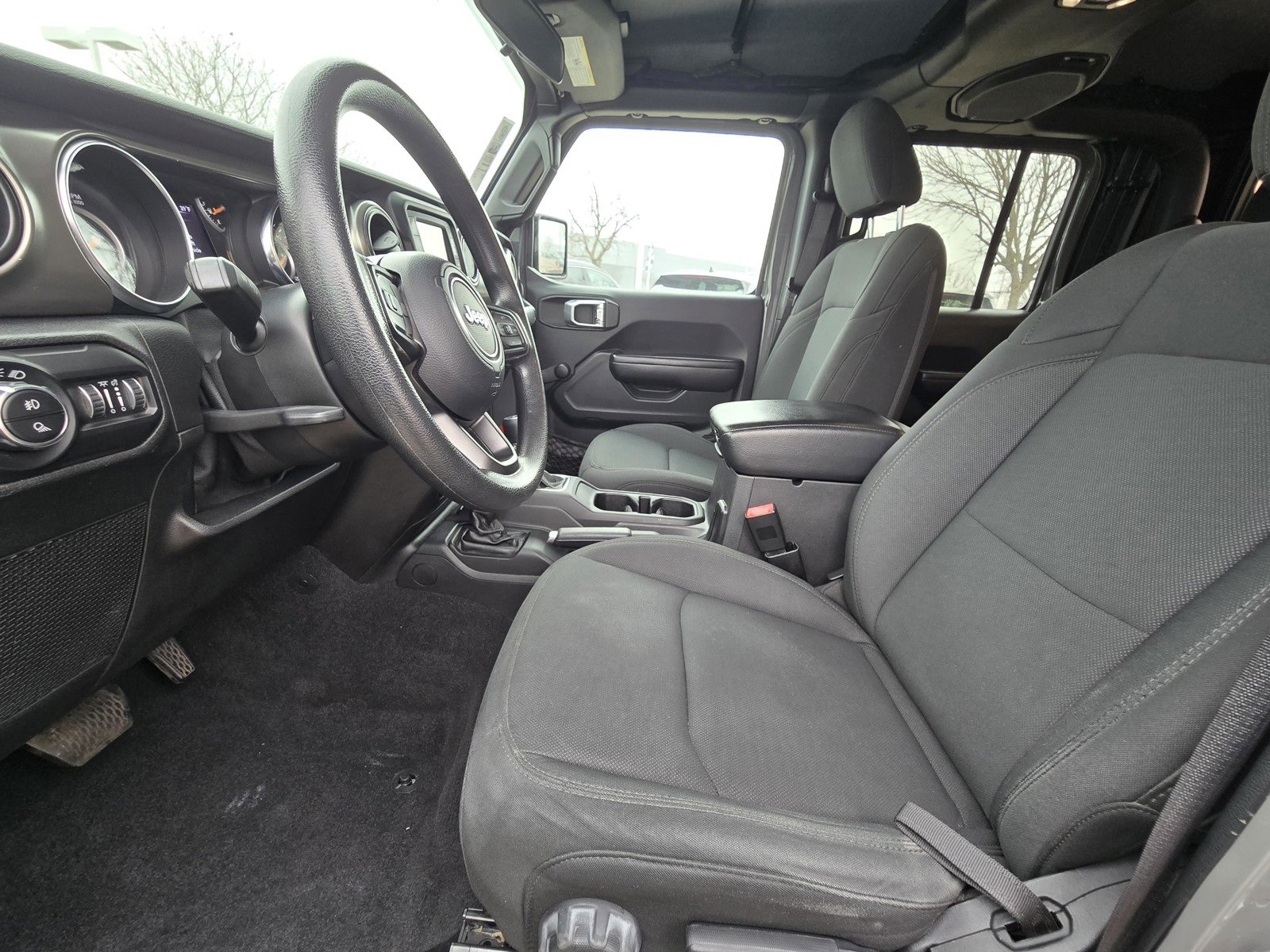 Used 2021 Jeep Gladiator Sport image 13