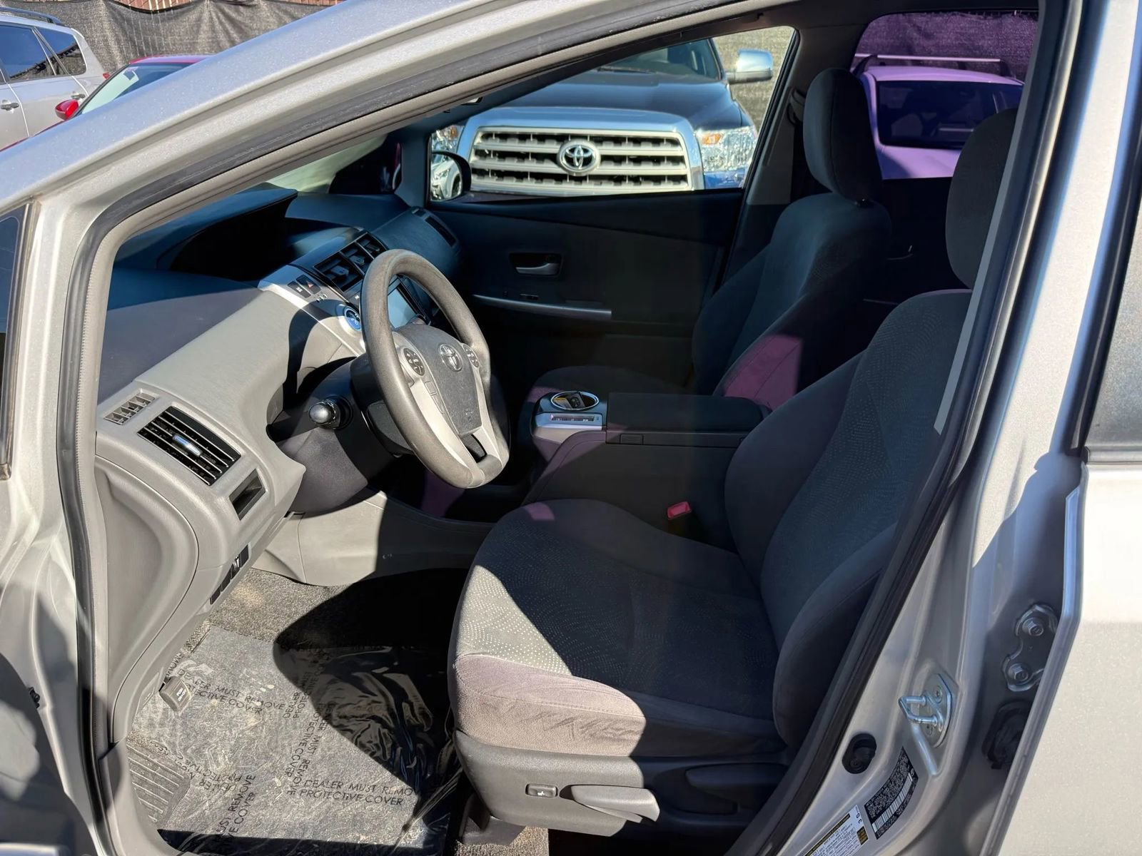 Used 2013 Toyota Prius V Two FWD image 7