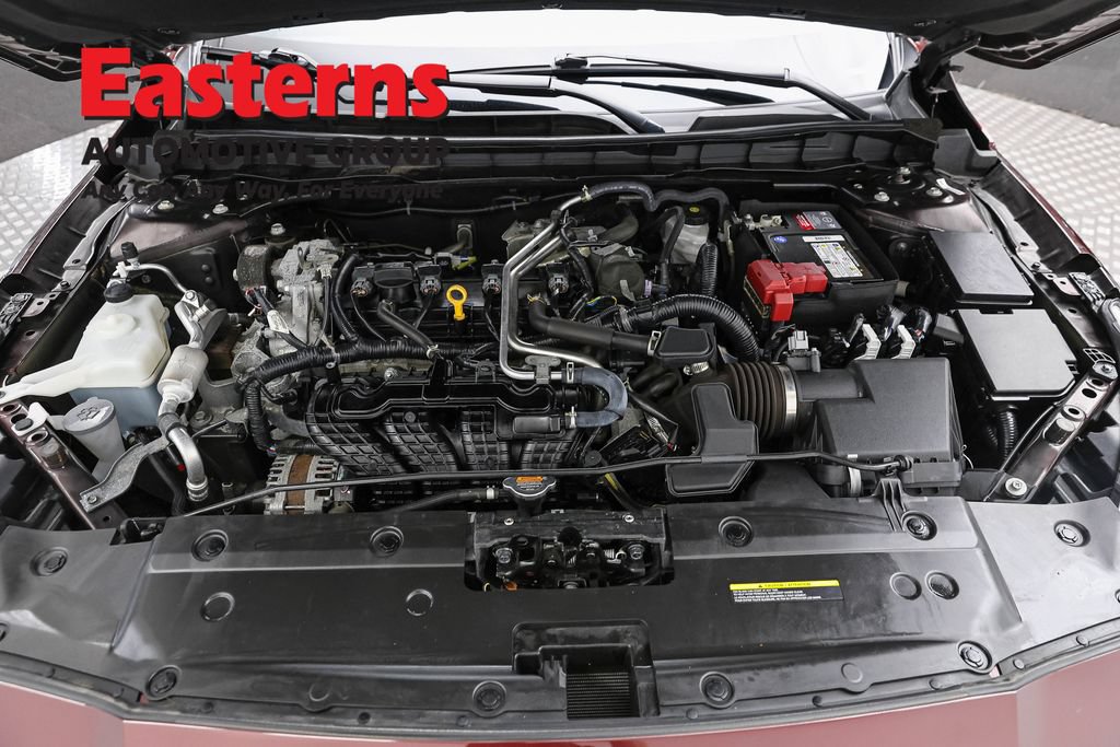 Used 2023 Nissan Altima 2.5 SV w/ SV Premium Package FWD image 8