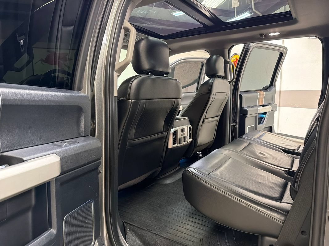 Used 2017 Ford F150 Lariat w/ Equipment Group 502A Luxury AWD/4WD image 31