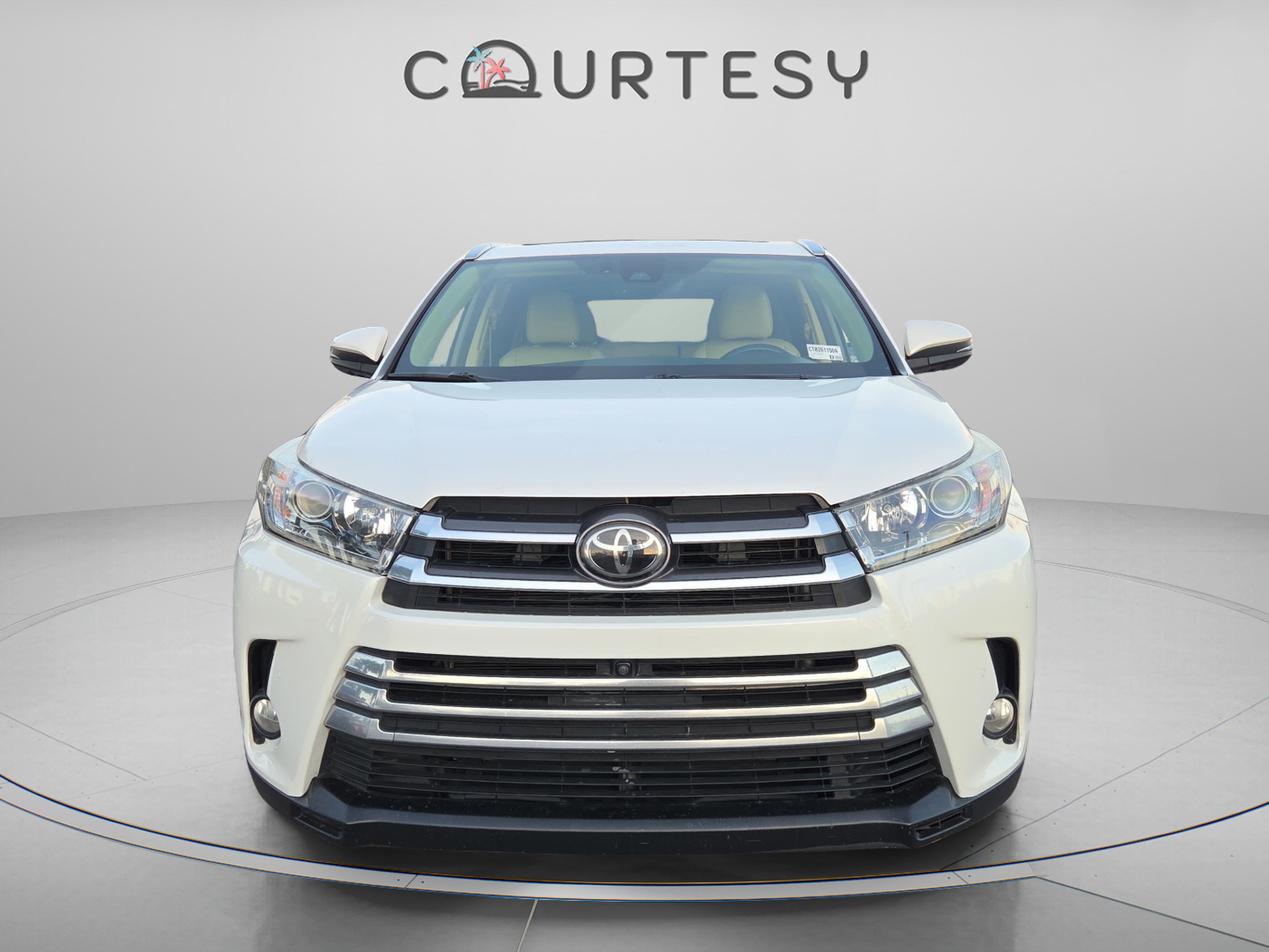 Used 2018 Toyota Highlander Limited Platinum image 9