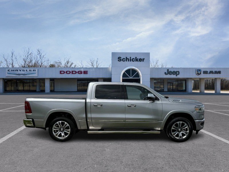 Used 2023 RAM 1500 Limited AWD/4WD image 2