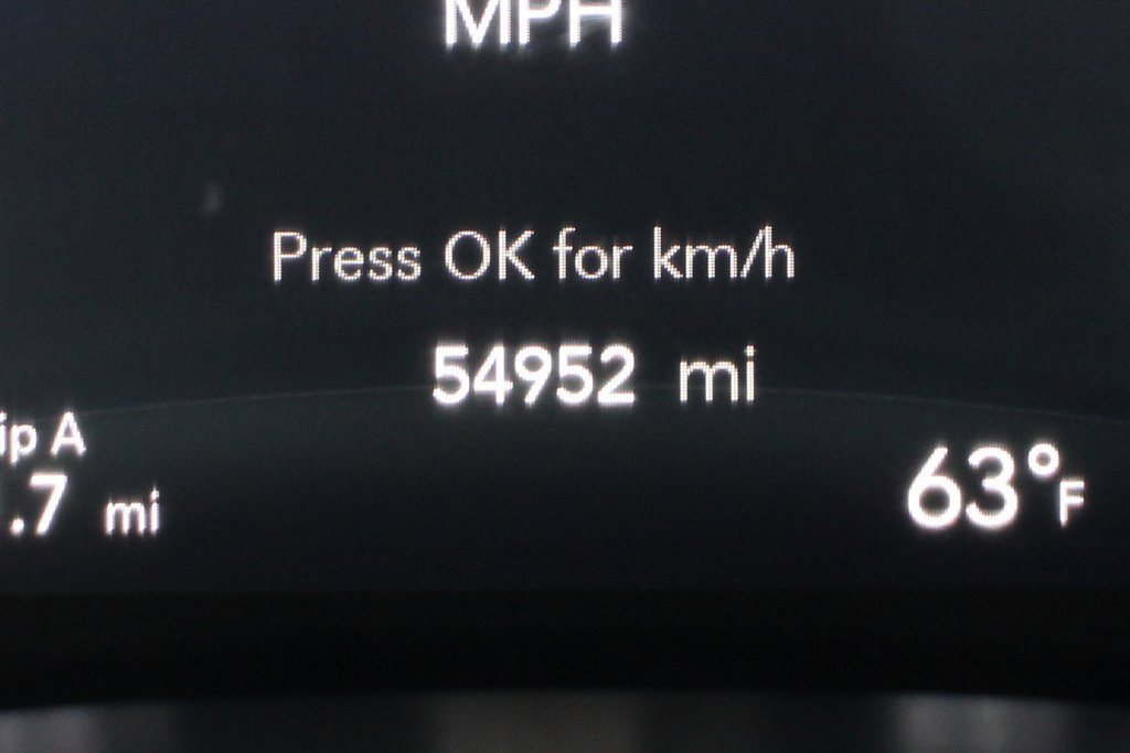 Used 2021 Chrysler Pacifica Touring w/ S Appearance Package image 24