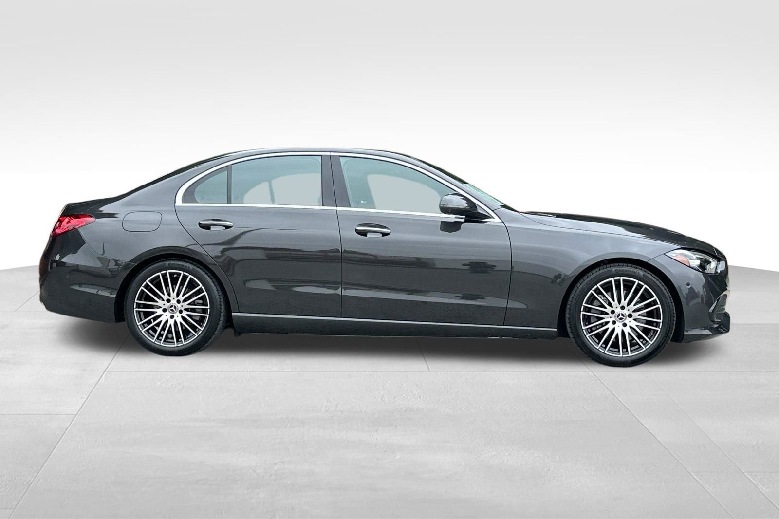 Certified 2022 Mercedes-Benz C 300 Sedan image 4