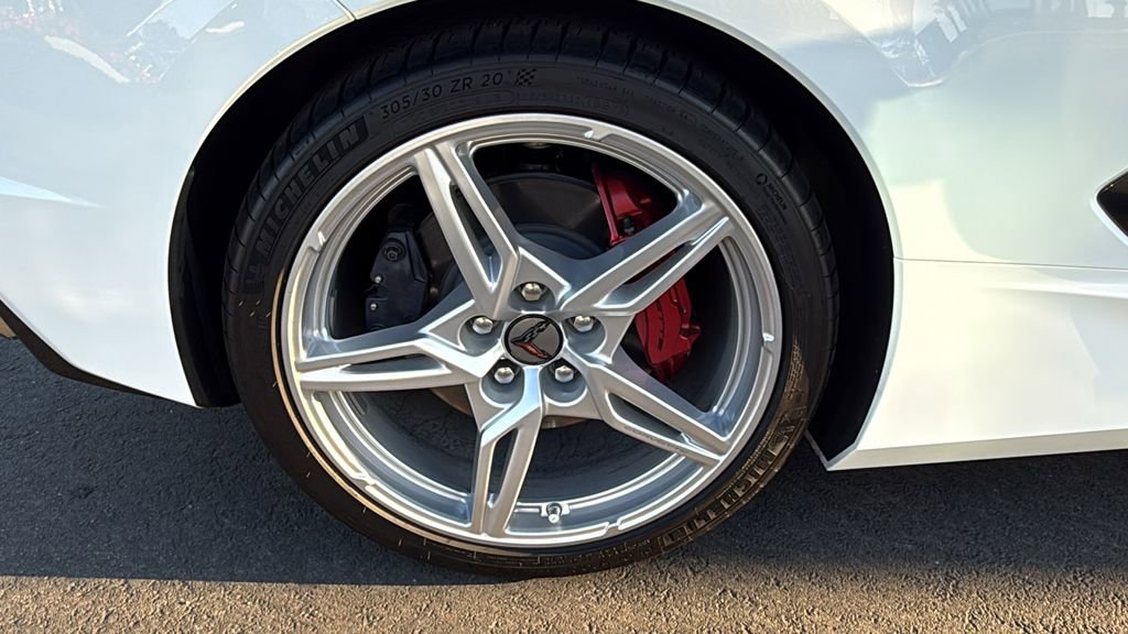 Used 2025 Chevrolet Corvette Stingray Convertible w/ 1LT image 28