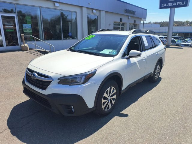 Used 2022 Subaru Outback Premium AWD/4WD image 4