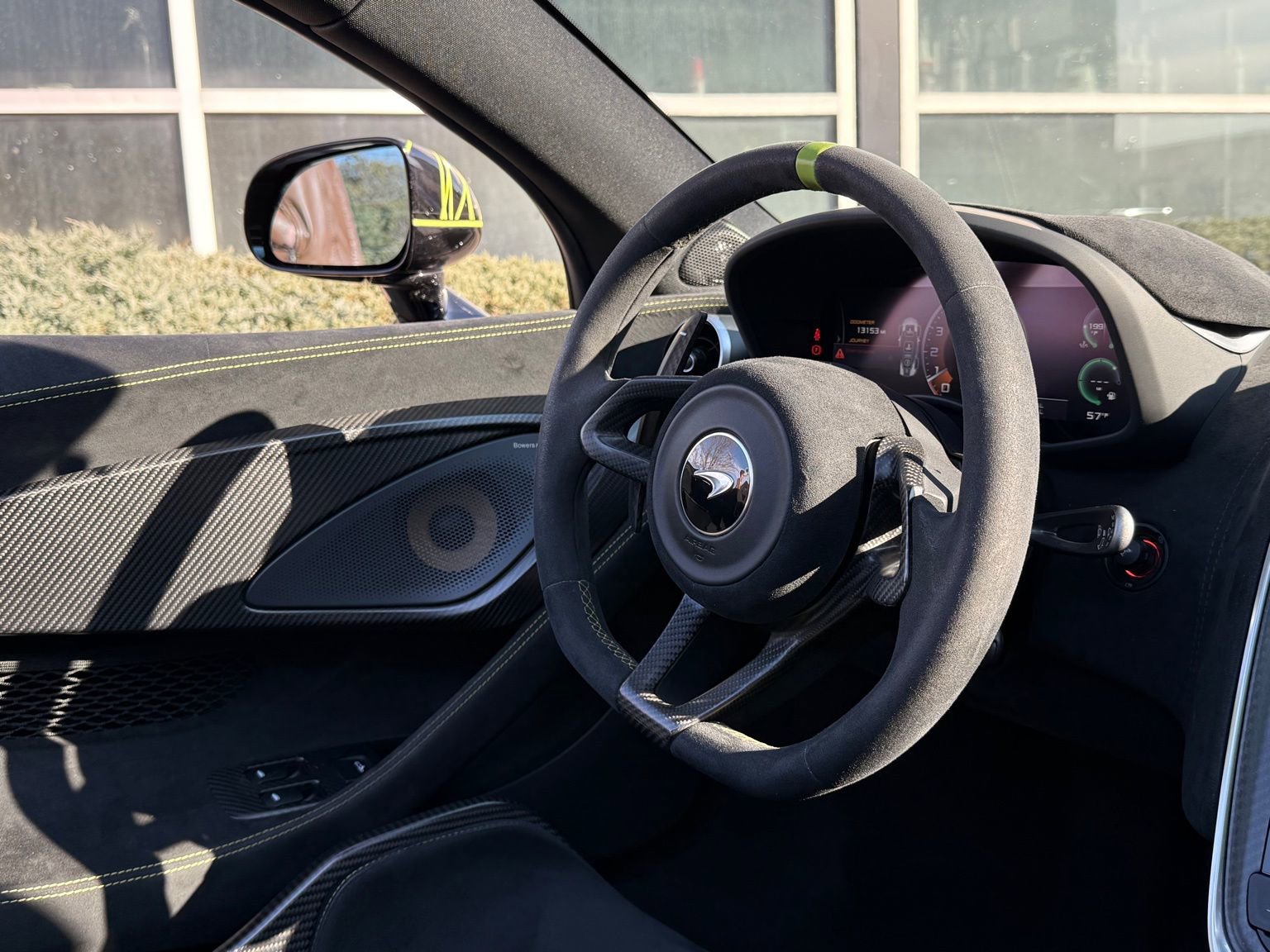 Used 2020 McLaren 600LT Spider image 32