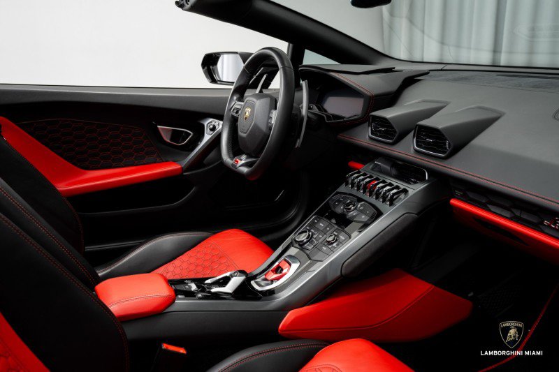 Used 2019 Lamborghini Huracan LP 580-2 image 42