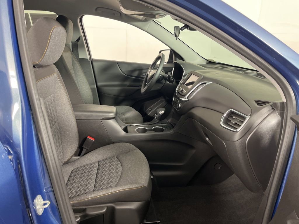 Certified 2024 Chevrolet Equinox LT w/ LPO, Floor Liner Package image 6