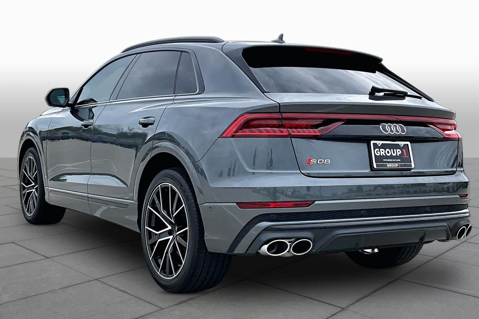 Used 2023 Audi SQ8 Prestige AWD/4WD image 11