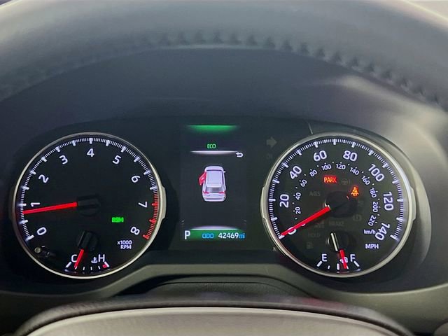 Used 2019 Toyota RAV4 XLE Premium FWD image 12
