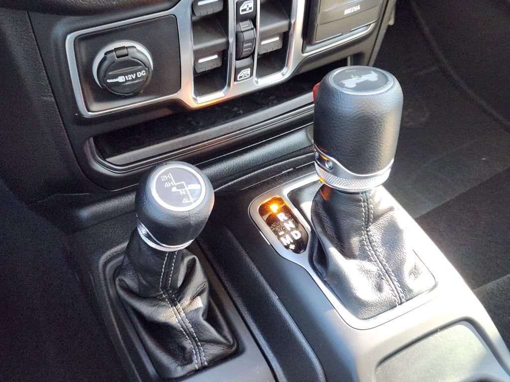 New 2026 Jeep Wrangler Unlimited Sport AWD/4WD image 15