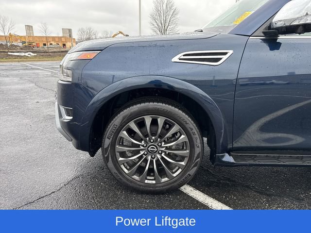 Used 2023 Nissan Armada Platinum image 10