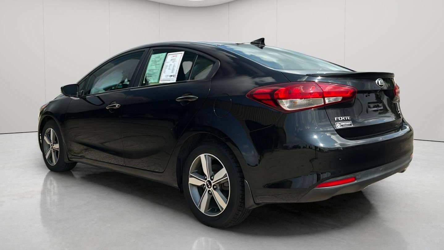 Used 2018 Kia Forte S FWD image 7