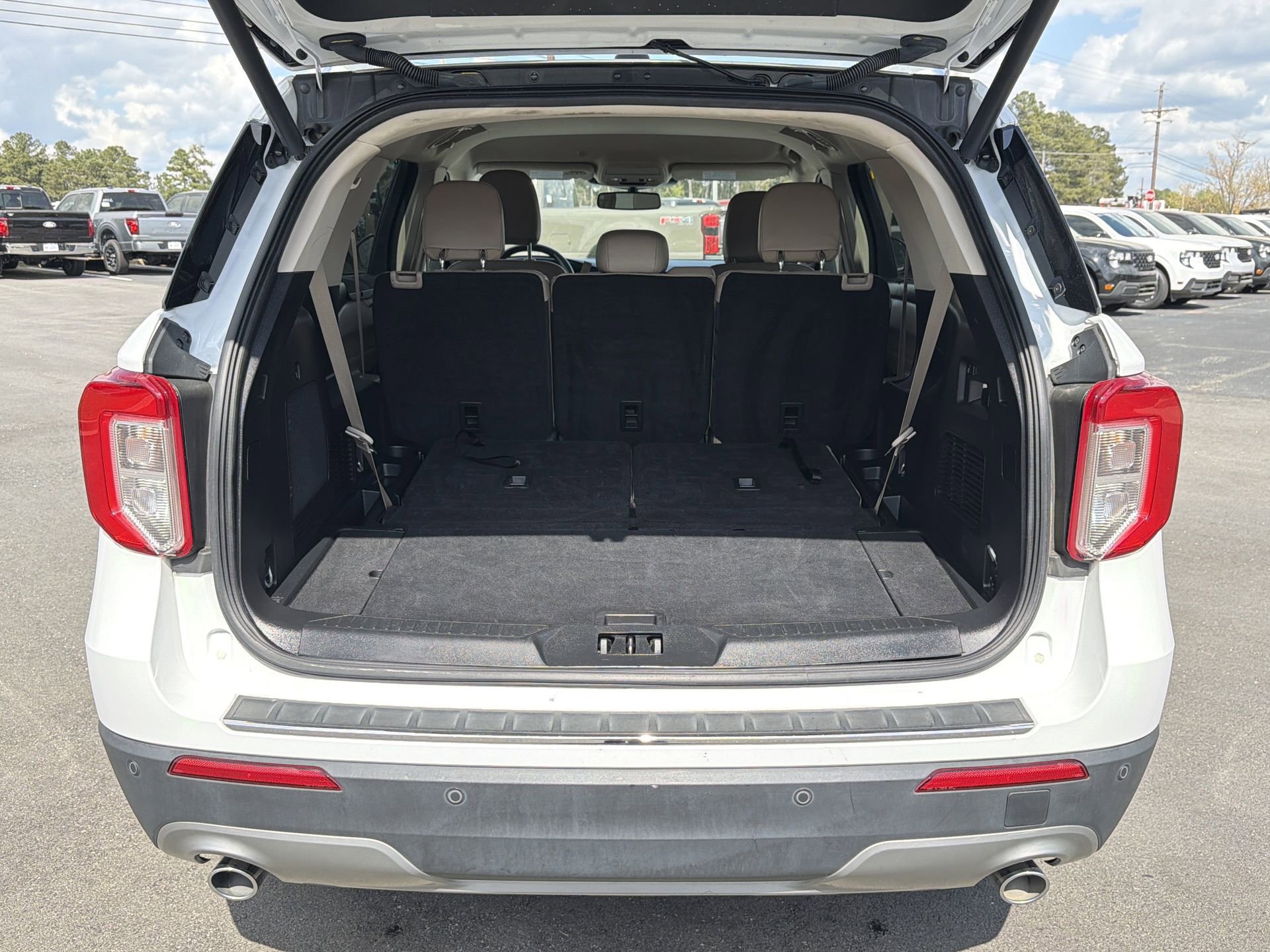 Certified 2023 Ford Explorer Limited image 25