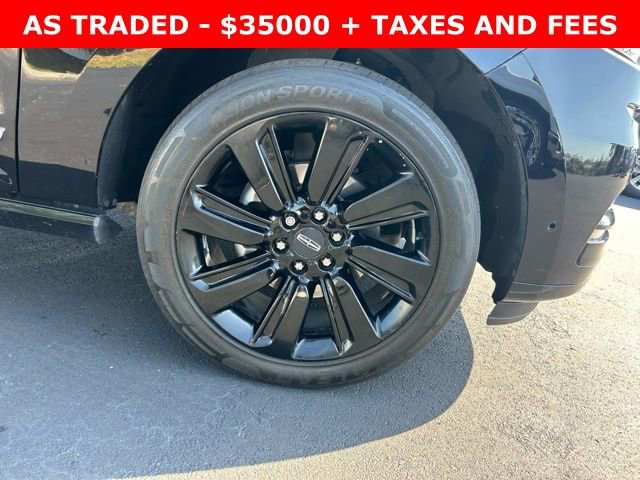 Used 2023 Lincoln Navigator Reserve w/ Monochromatic Package image 9