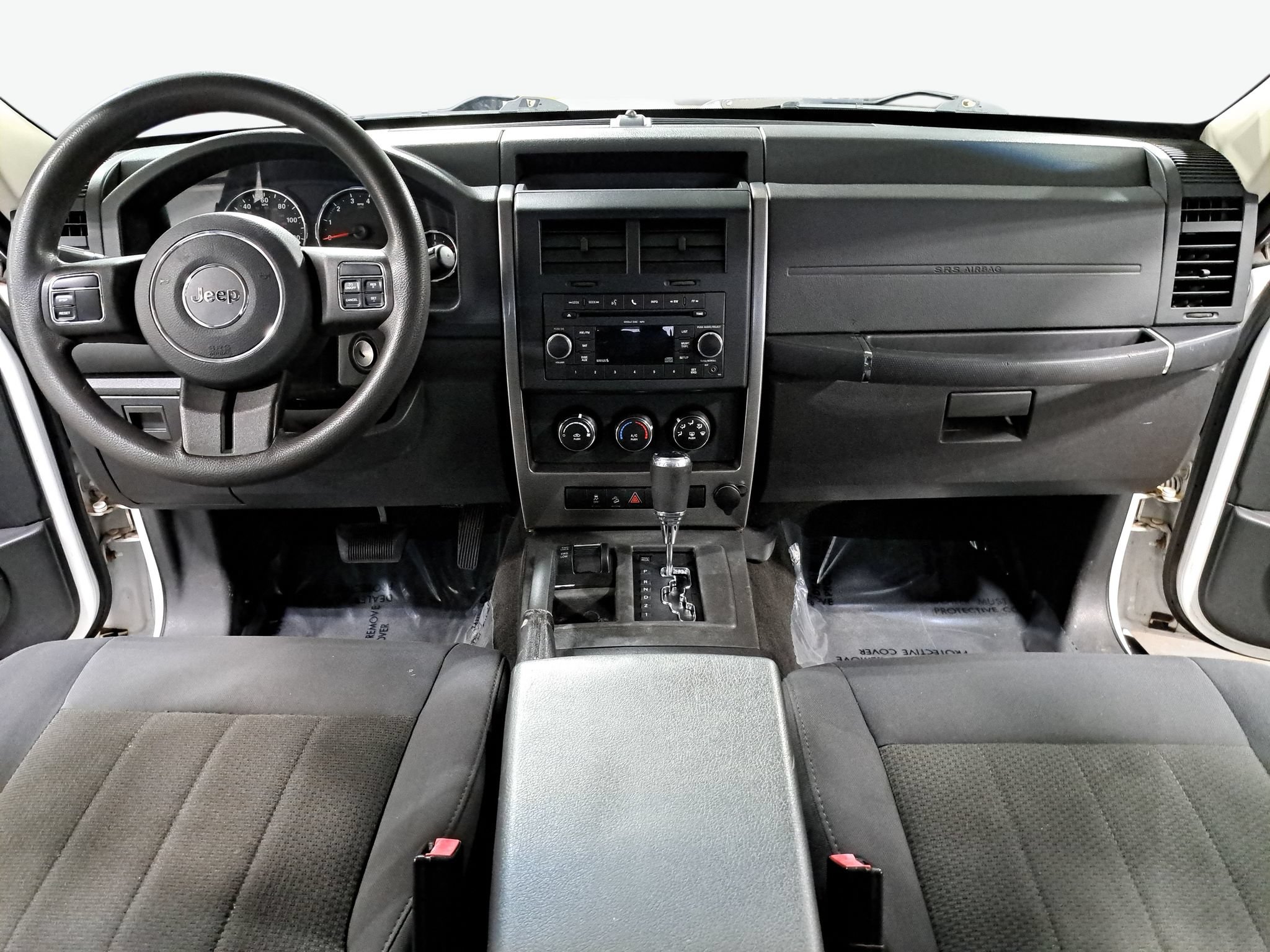 Used 2011 Jeep Liberty Sport AWD/4WD image 9