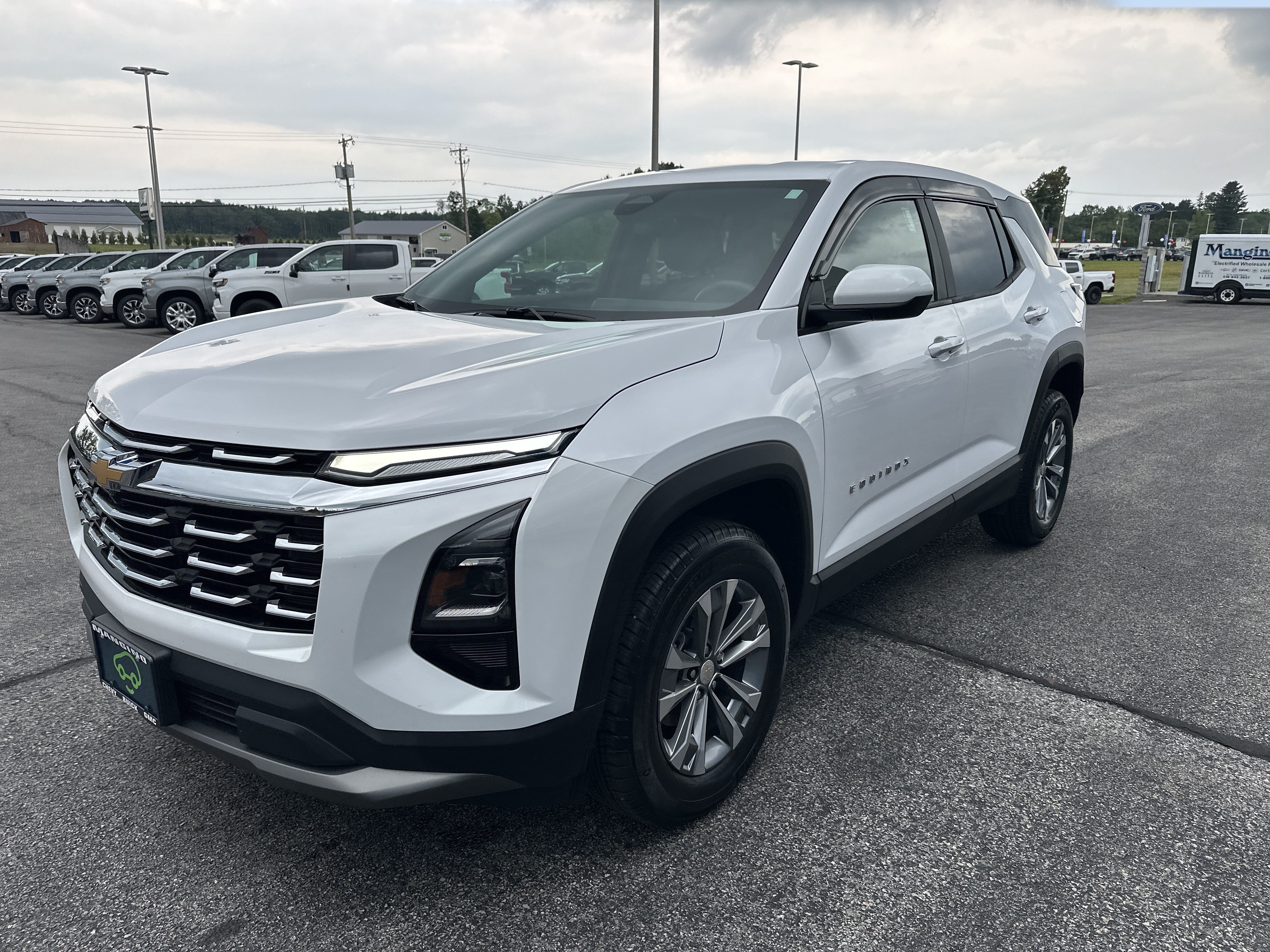 Certified 2026 Chevrolet Equinox LT w/ Convenience Package II AWD/4WD image 3