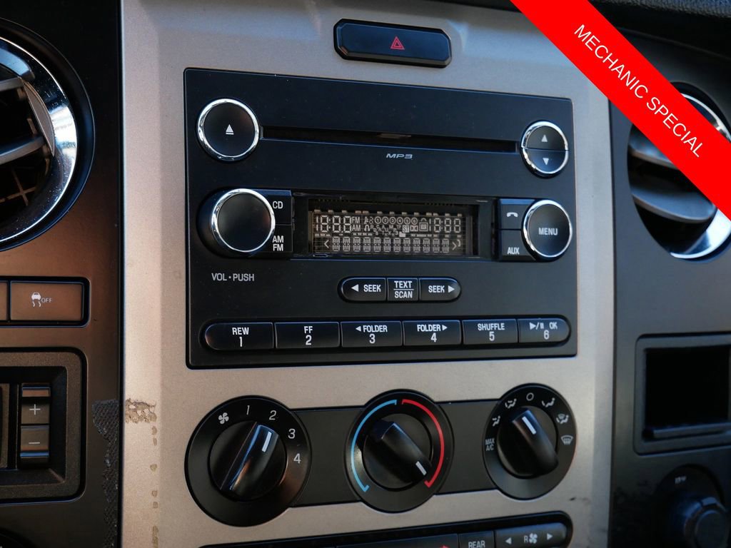 Used 2016 Ford Expedition XL w/ SSV Upgrade Package image 22