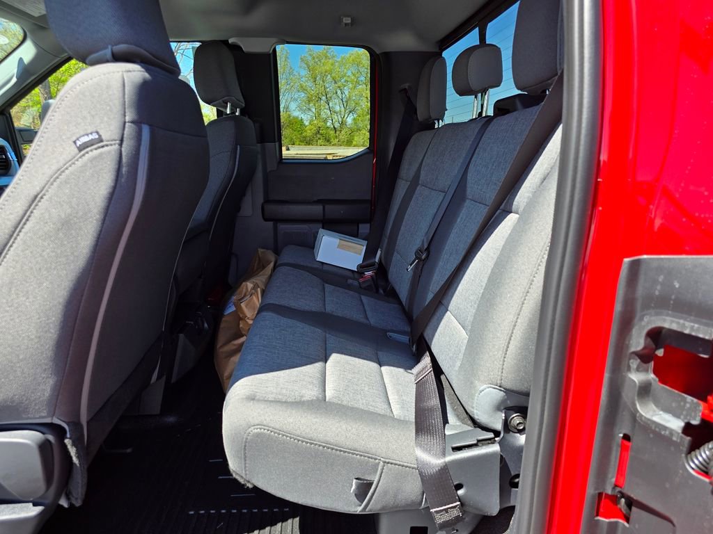 New 2026 Ford F550 4x4 Supercab Super Duty image 8