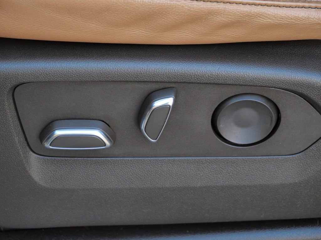 Used 2022 Cadillac Escalade ESV Sport w/ Touring Package image 36