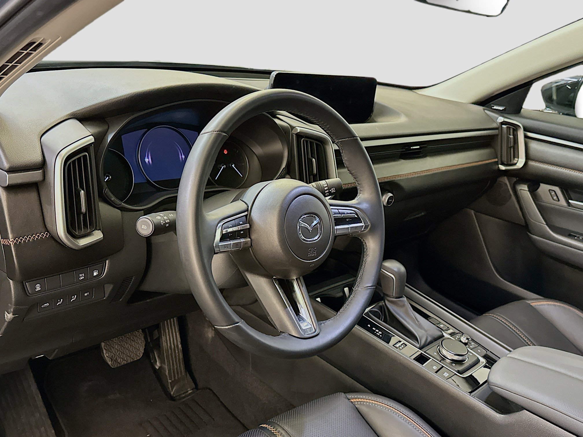 Used 2025 MAZDA CX-50 AWD 2.5 Hybrid w/ Premium Pkg image 18