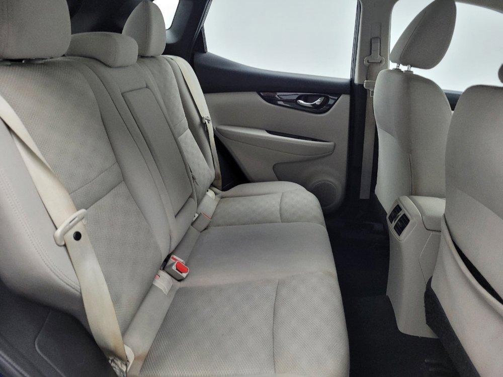 Used 2019 Nissan Rogue Sport SV image 19