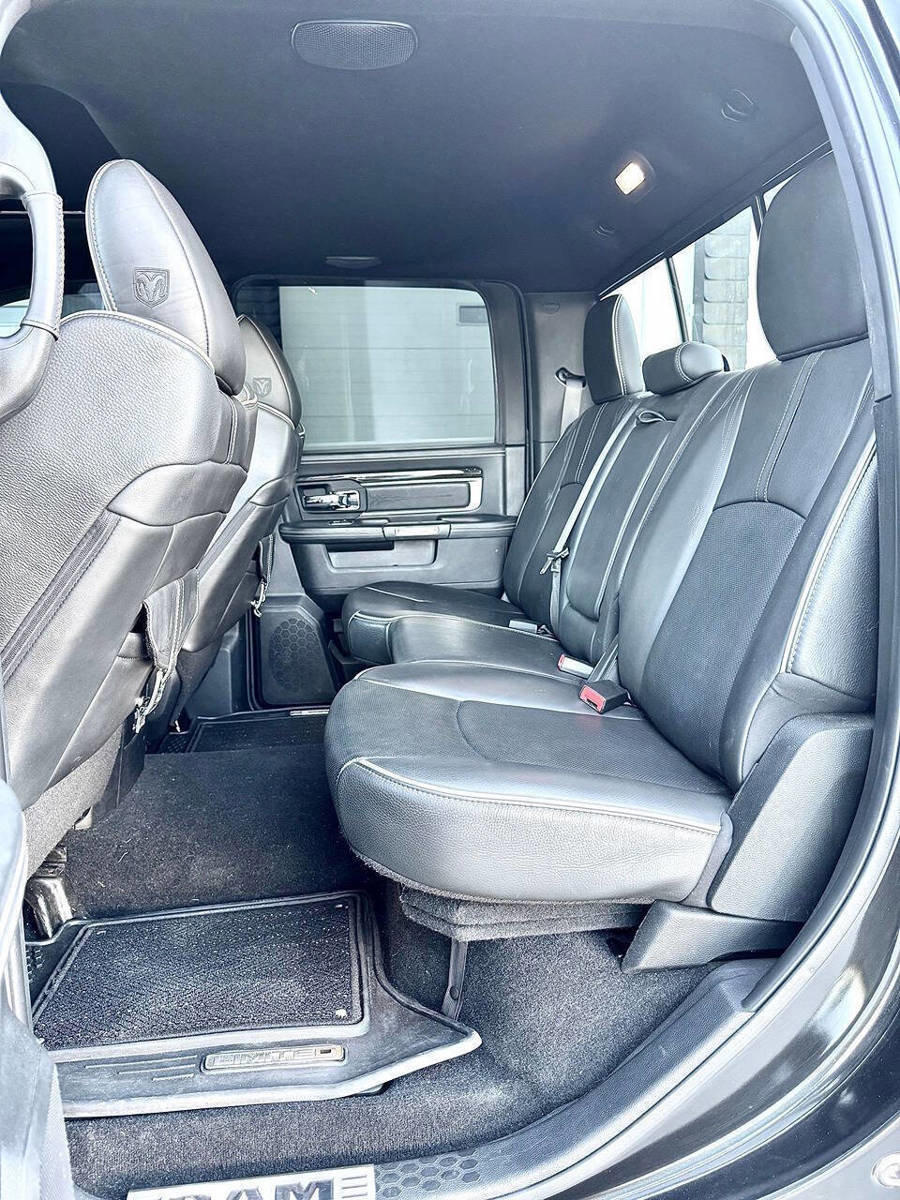 Used 2018 RAM 1500 Limited AWD/4WD image 19