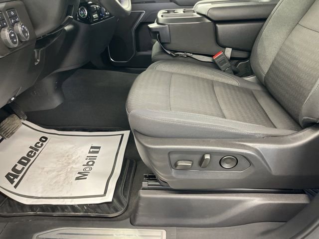 Used 2025 Chevrolet Silverado 1500 LT image 5