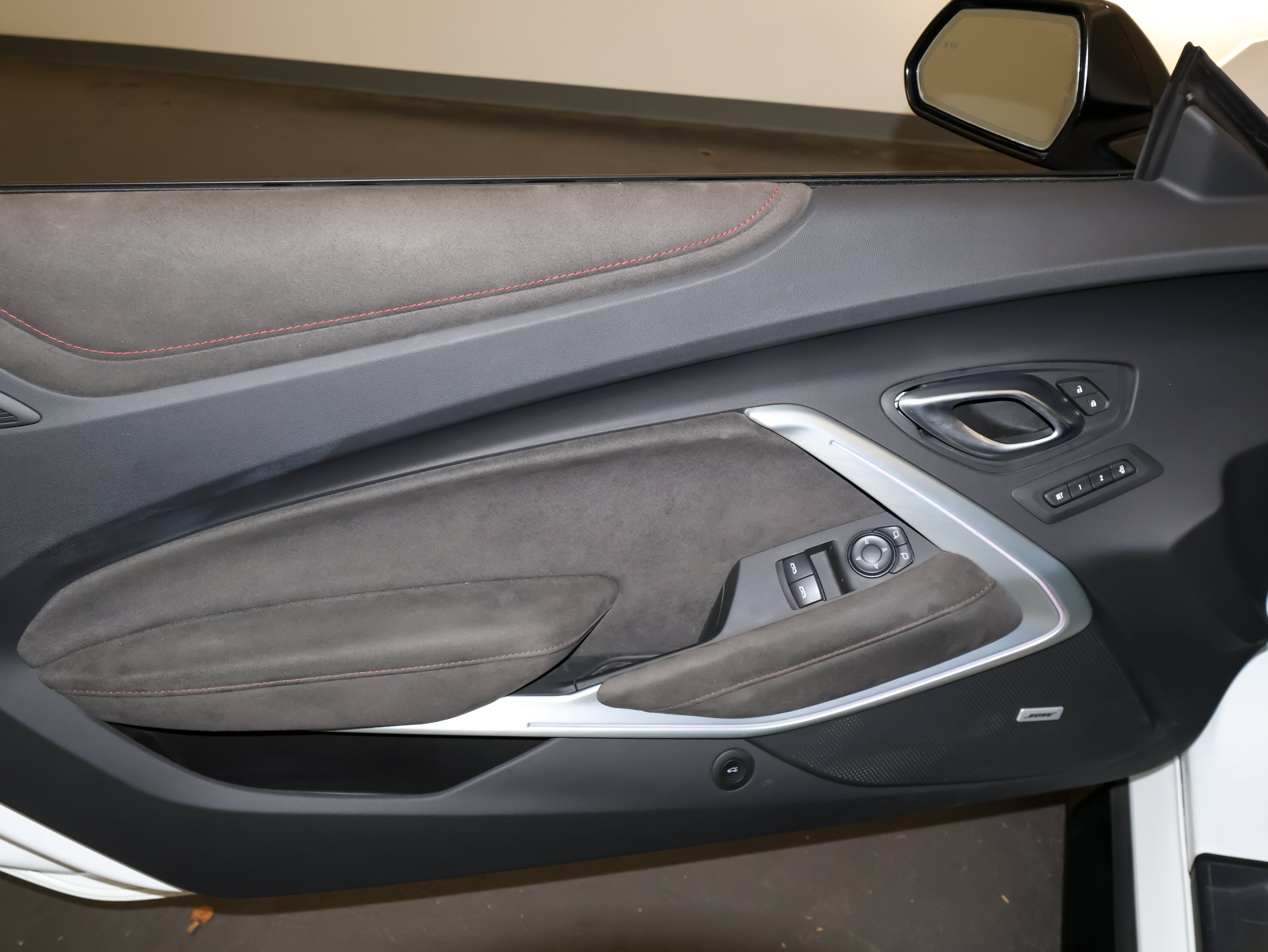 Used 2018 Chevrolet Camaro ZL1 RWD image 24