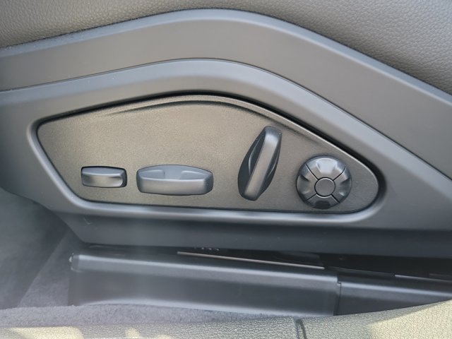 Certified 2026 Porsche Panamera 4 AWD/4WD image 24