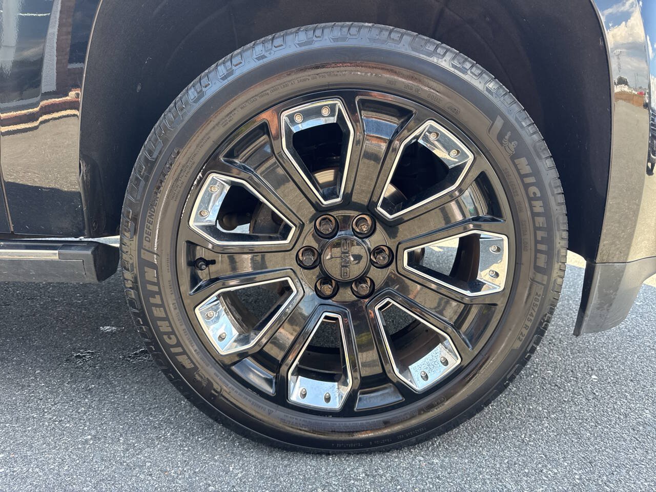 Used 2019 GMC Yukon Denali w/ Denali Ultimate Package AWD/4WD image 46