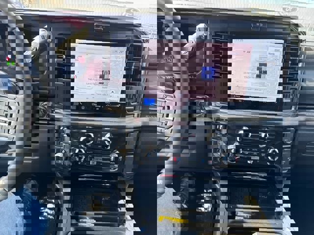 New 2026 Ford F250 Lariat w/ Chrome Package image 17