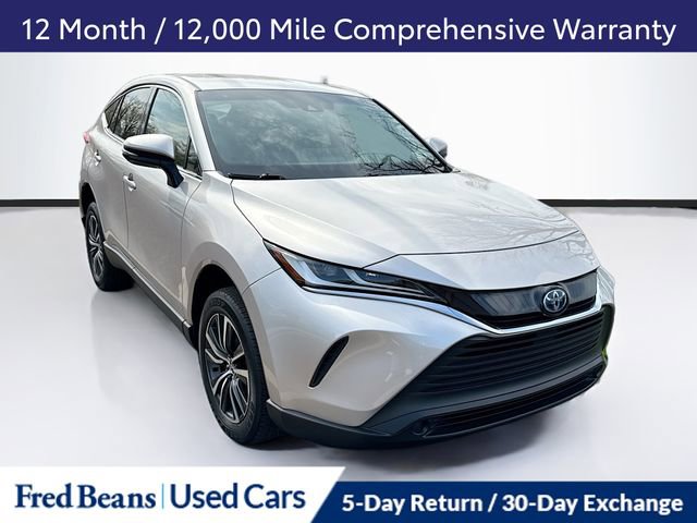 Used 2023 Toyota Venza LE image 1