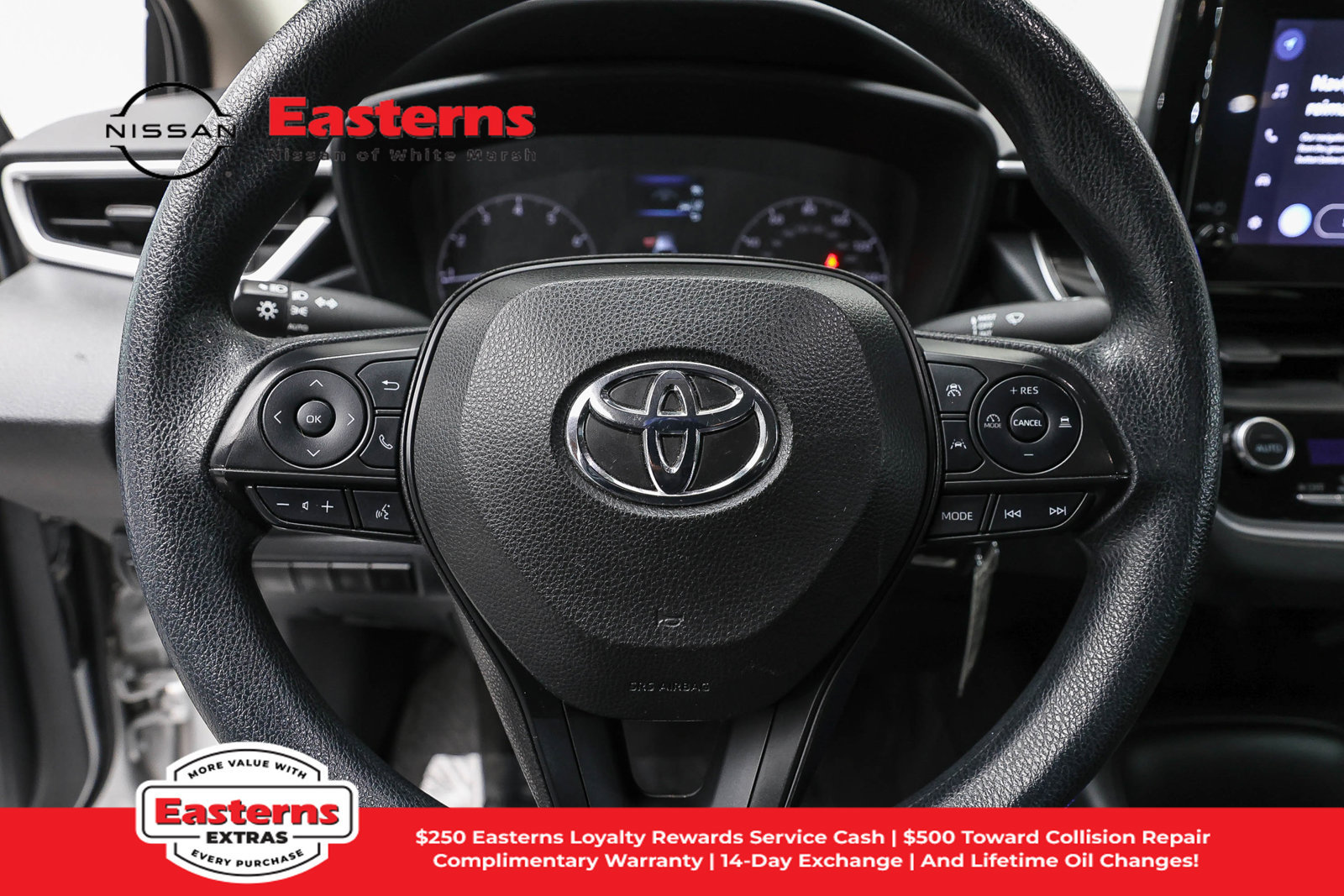 Used 2023 Toyota Corolla LE FWD image 10