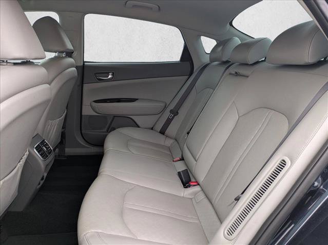 Used 2017 Kia Optima EX FWD image 17