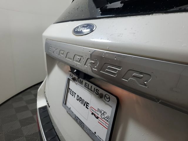 Used 2021 Ford Explorer Platinum w/ Equipment Group 601A image 7