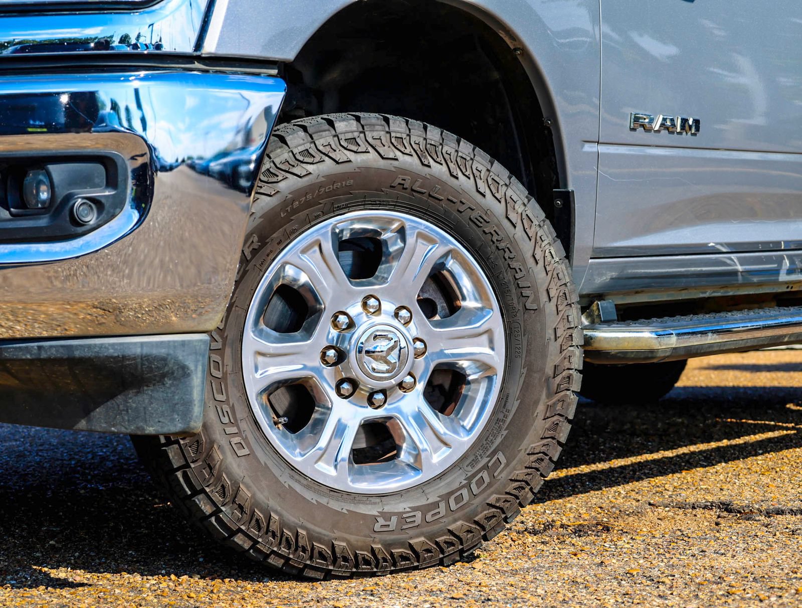 Used 2023 RAM 3500 Big Horn w/ Level 1 Equipment Group AWD/4WD image 2