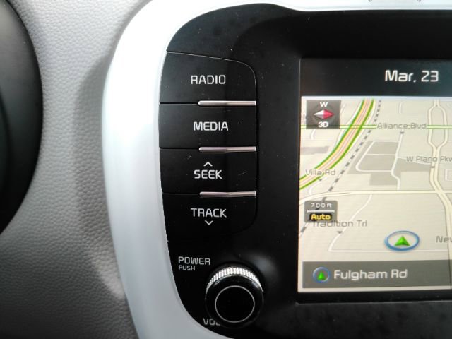 Used 2019 Kia Soul EV + w/ Sun & Fun Package image 43