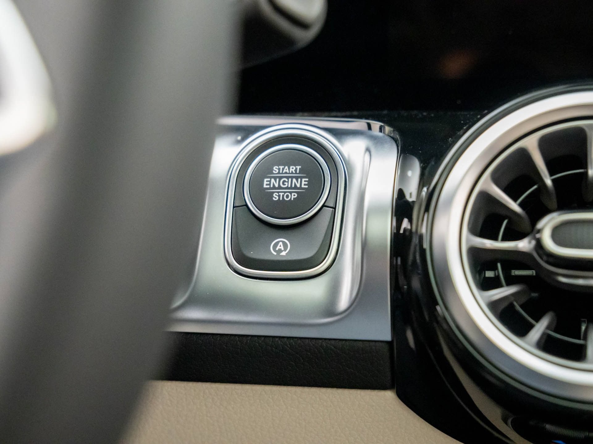 New 2026 Mercedes-Benz GLB 250 4MATIC image 22