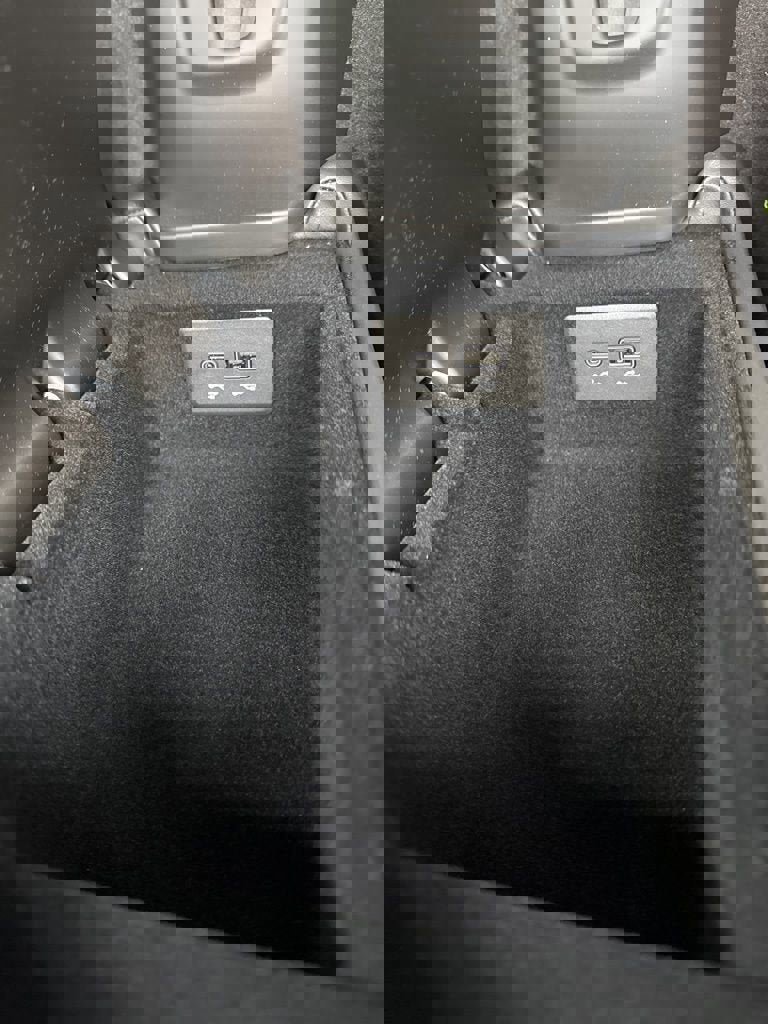 New 2026 Chevrolet Corvette Stingray Preferred Cpe w/ Z51 Performance Package image 38