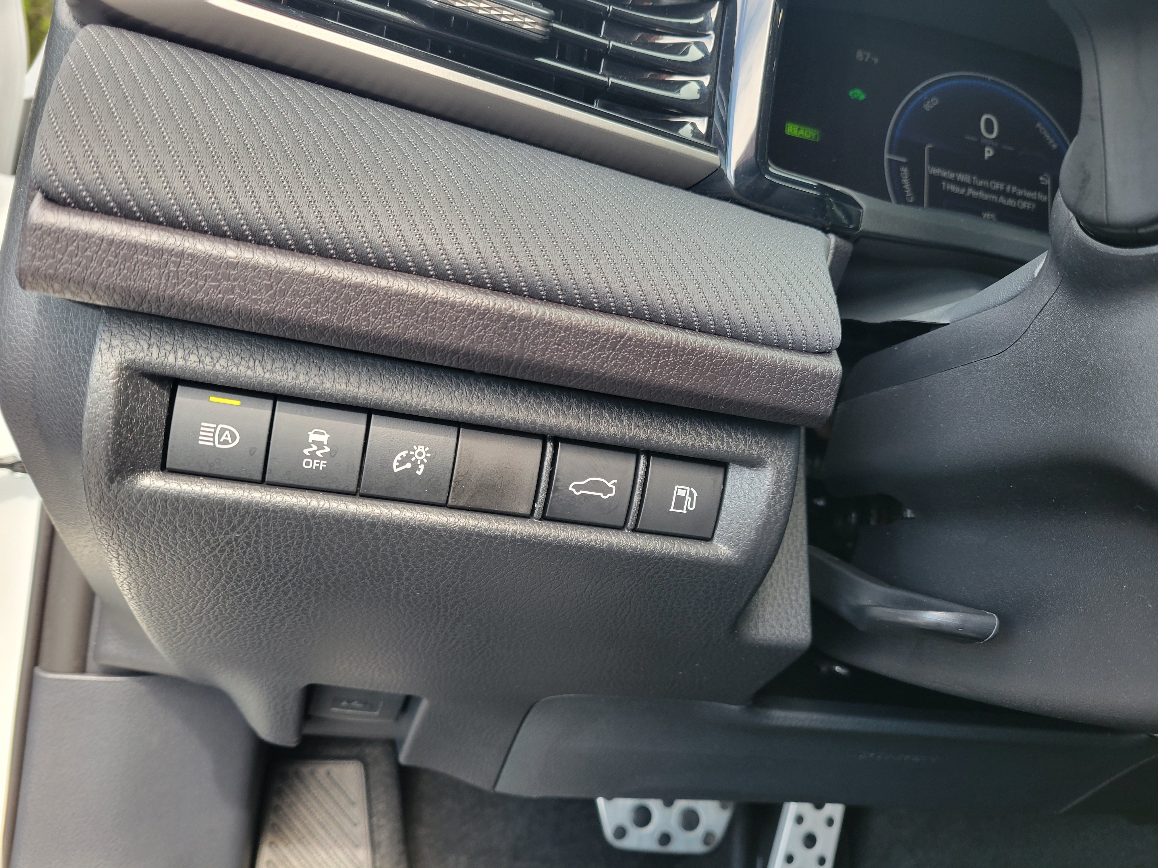 Used 2026 Toyota Camry SE FWD image 17