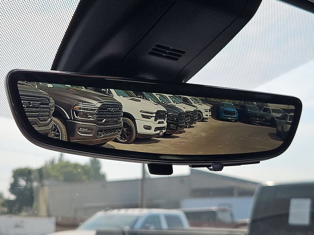 Used 2021 GMC Yukon XL Denali w/ Advanced Technology Package AWD/4WD image 32