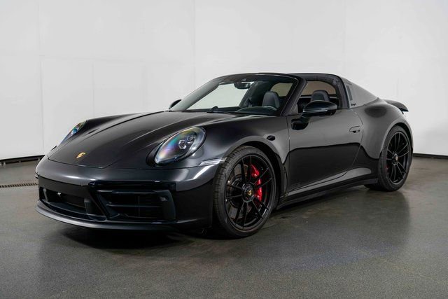Used 2024 Porsche 911 Targa 4 GTS w/ Premium Package image 4