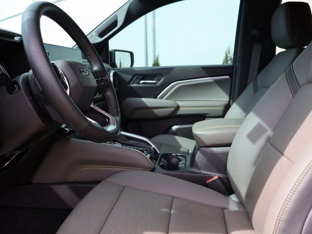 Certified 2025 Chevrolet Colorado ZR2 w/ Technology Package image 27