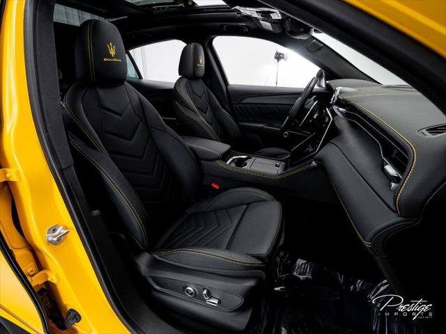 Used 2023 Maserati Grecale Trofeo AWD/4WD image 40