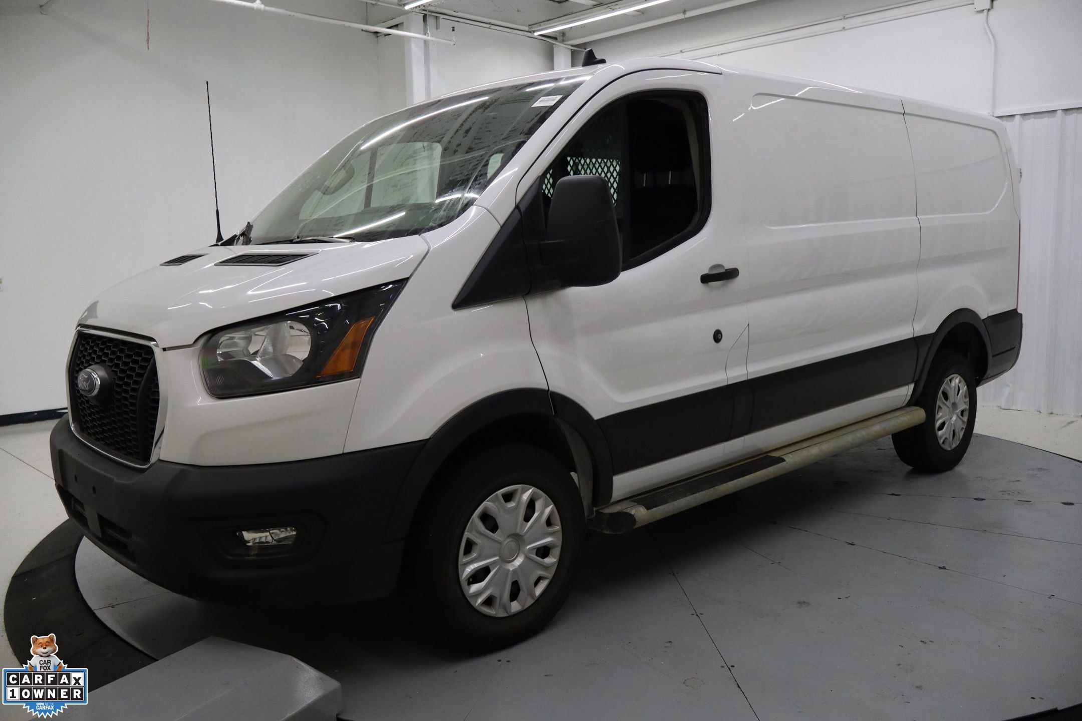 Used 2024 Ford Transit 250 Low Roof w/ Exterior Upgrade Package image 9